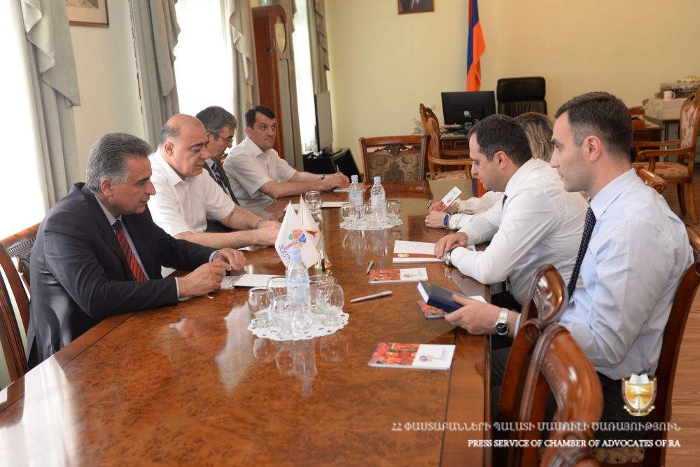 ARA ZOHRABYAN MET THE MAYOR OF GYUMRI 