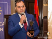 «ԿՈՏՐԻՐ ԿՈՌՈՒՊՑԻԱՅԻ ՇՂԹԱՆ». ՀԱԿԱԿՈՌՈՒՊՑԻՈՆ ՄՐՑԱՆԱԿԱԲԱՇԽՈՒԹՅՈՒՆ ԵՐԵՎԱՆՈՒՄ: IRAVABAN.NET